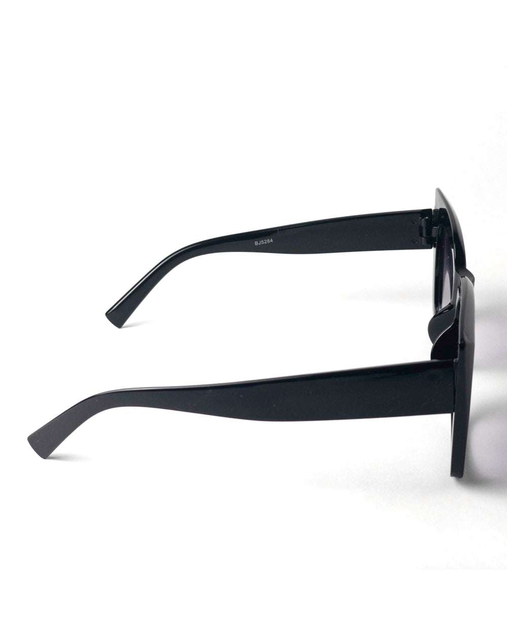 Chic Gradient Cat Eye Sunglasses: Your Ultimate Companion for Travel, Beach, Party, and Club
