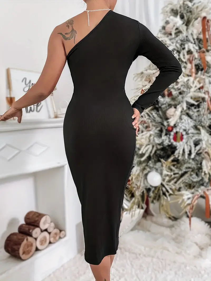 Captivate in Vintage Elegance with our One Shoulder Zipper Bodycon Dress