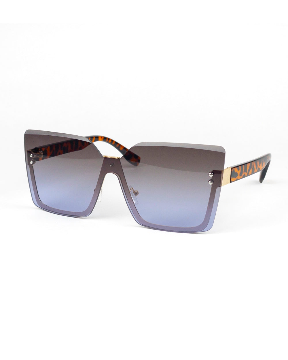 Gradient Rivet Decor Sunglasses: Casual Style for the Beach (UV400)